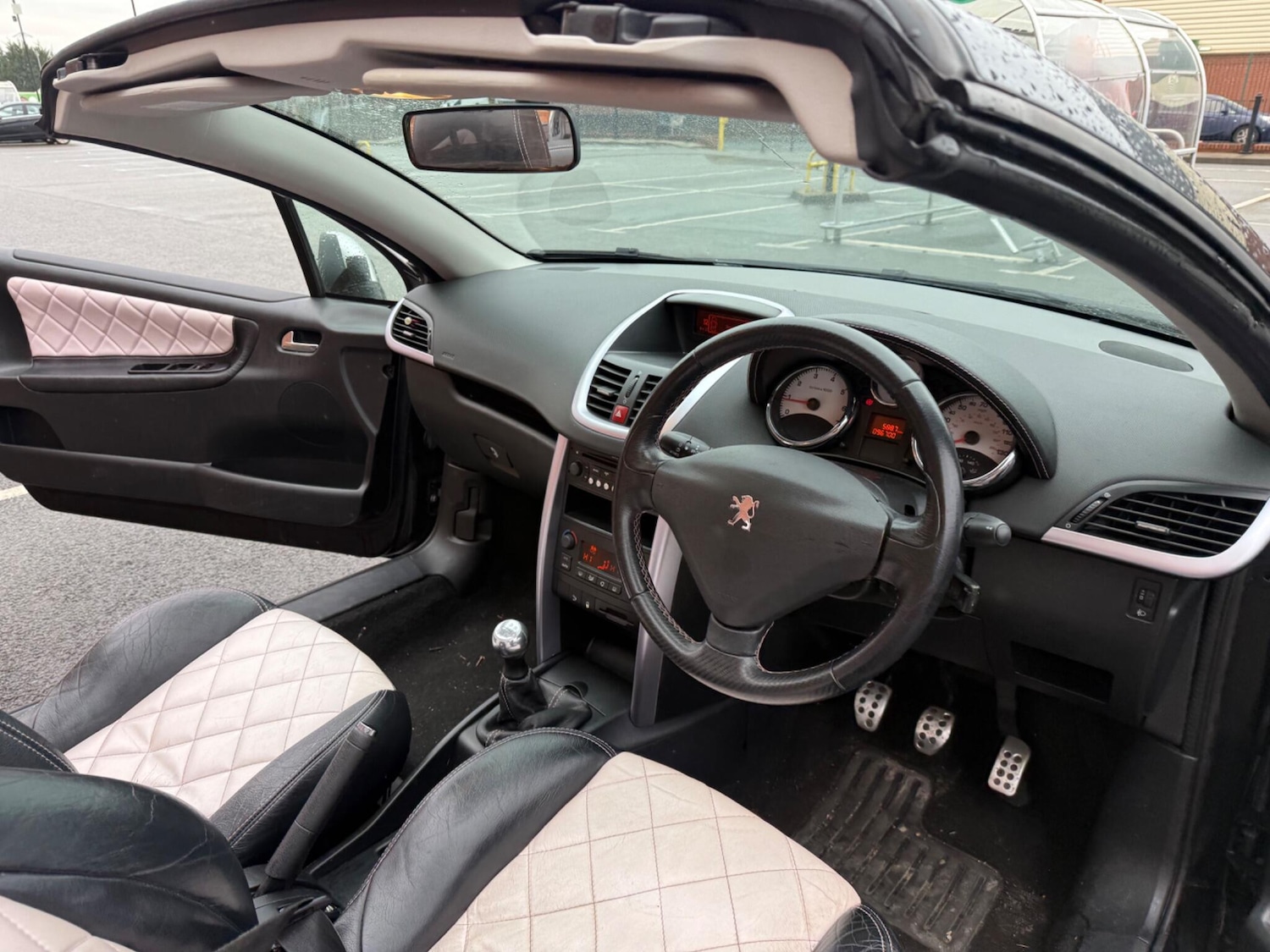 Used Peugeot 207 2009 for sale - 77315481: Photo 19