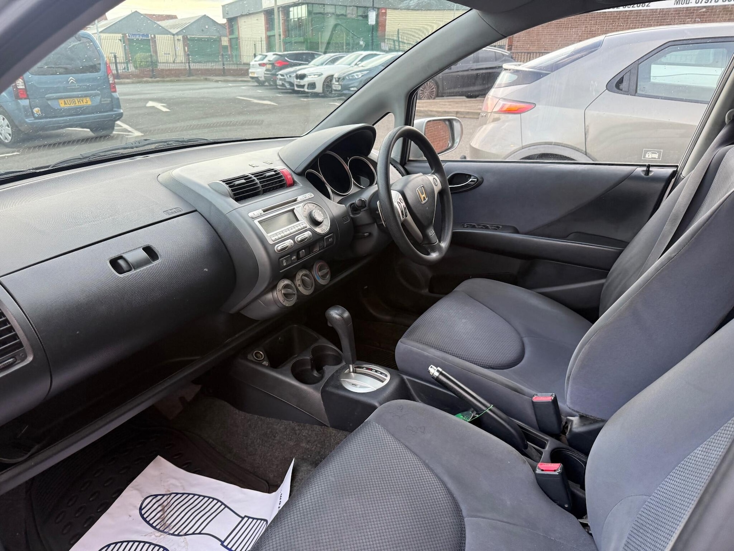 Used Honda Jazz 2006 for sale - 77198292: Photo 10