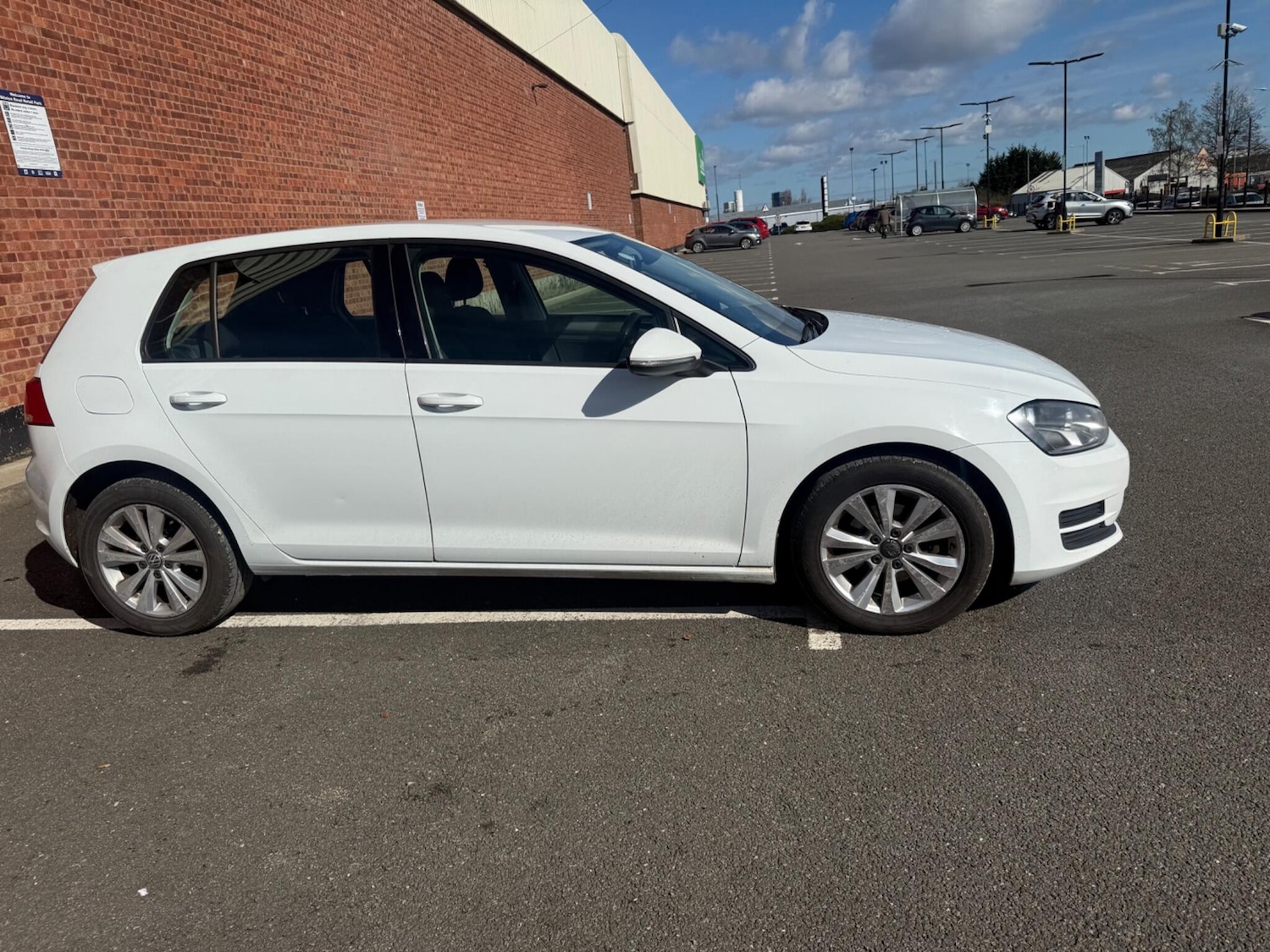 Used Volkswagen Golf 2014 for sale - 78047034: Photo 19