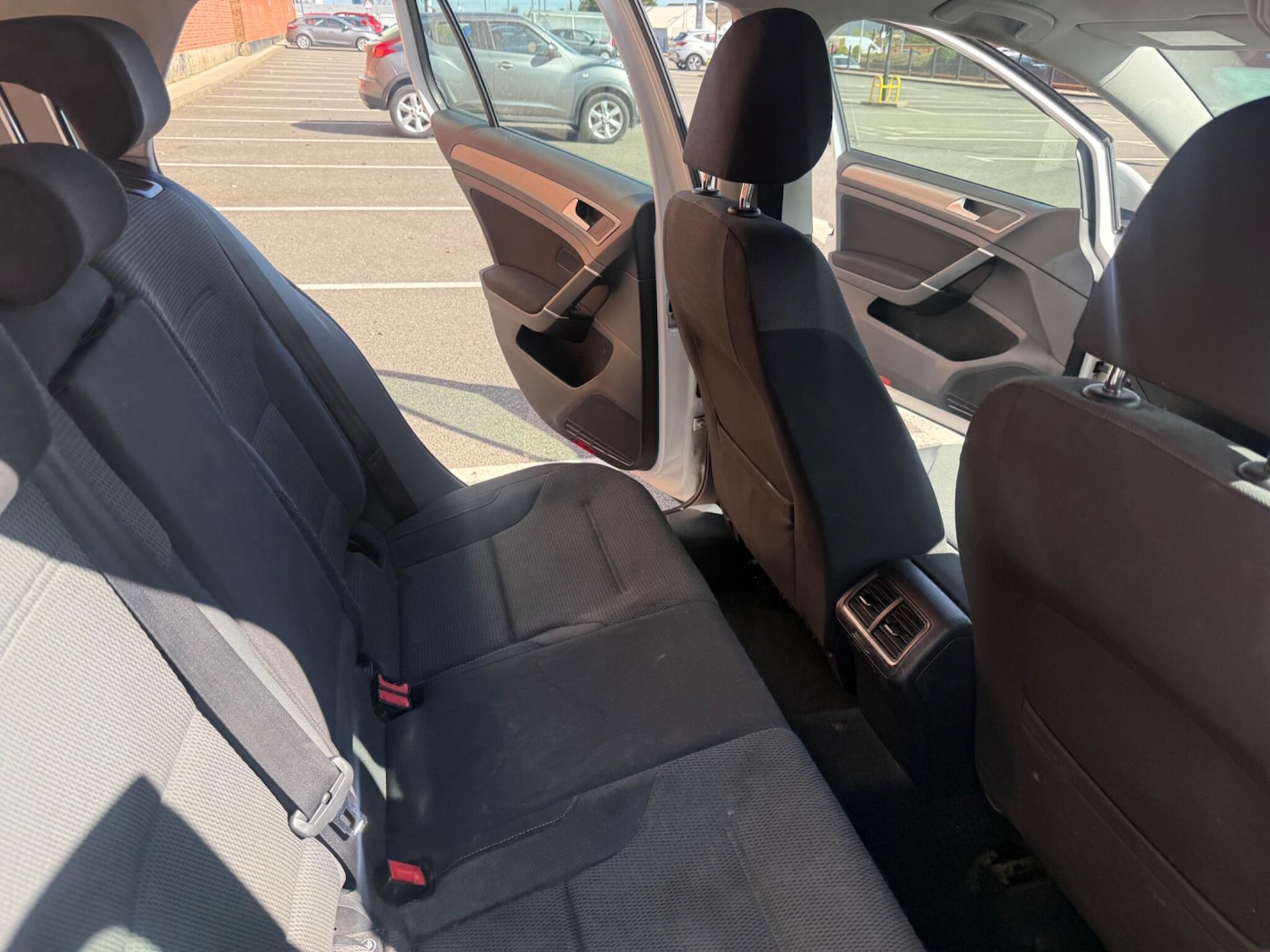 Used Volkswagen Golf 2014 for sale - 78047034: Photo 34