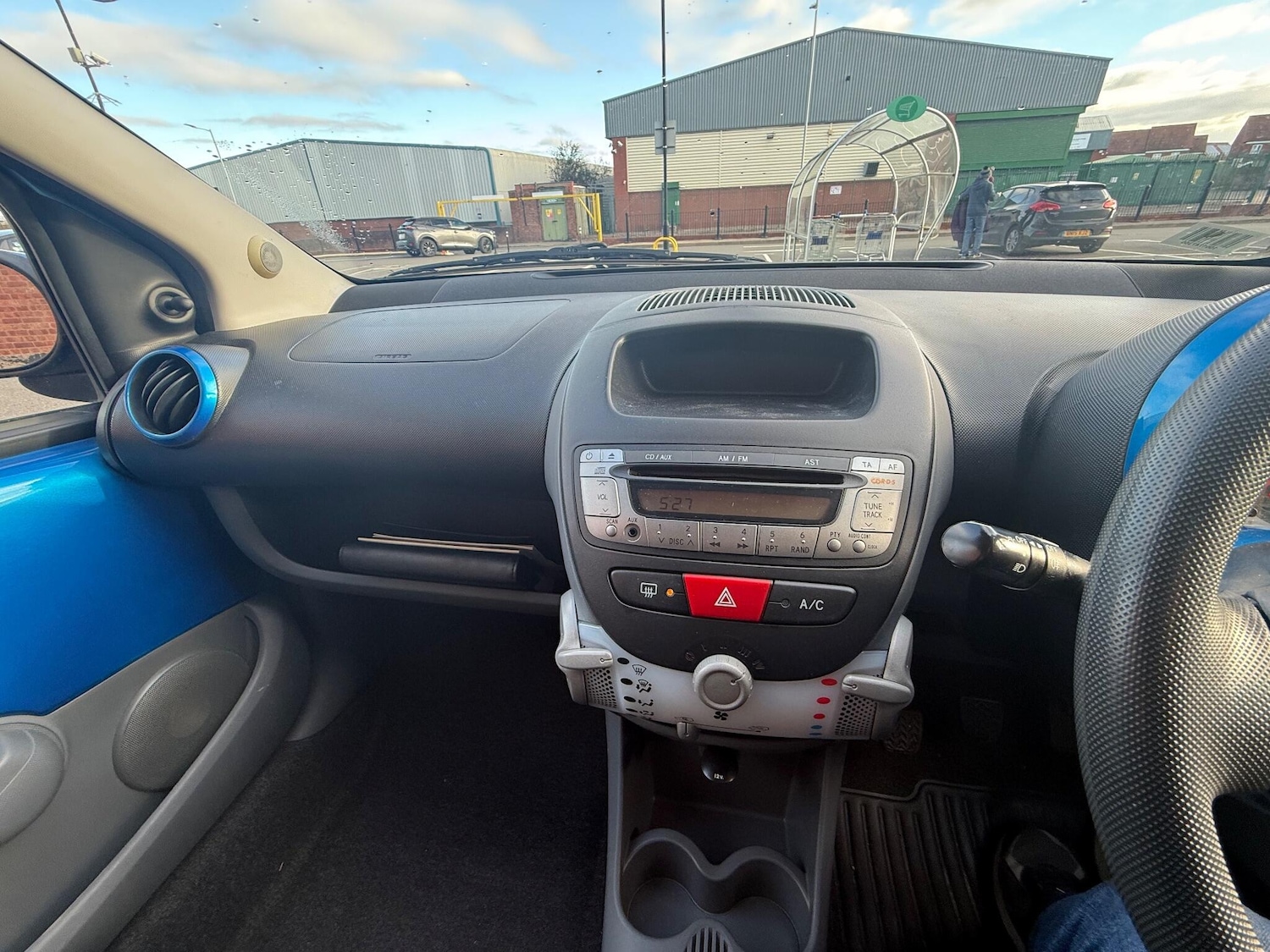 Used Toyota AYGO 2010 for sale - 76645952: Photo 17