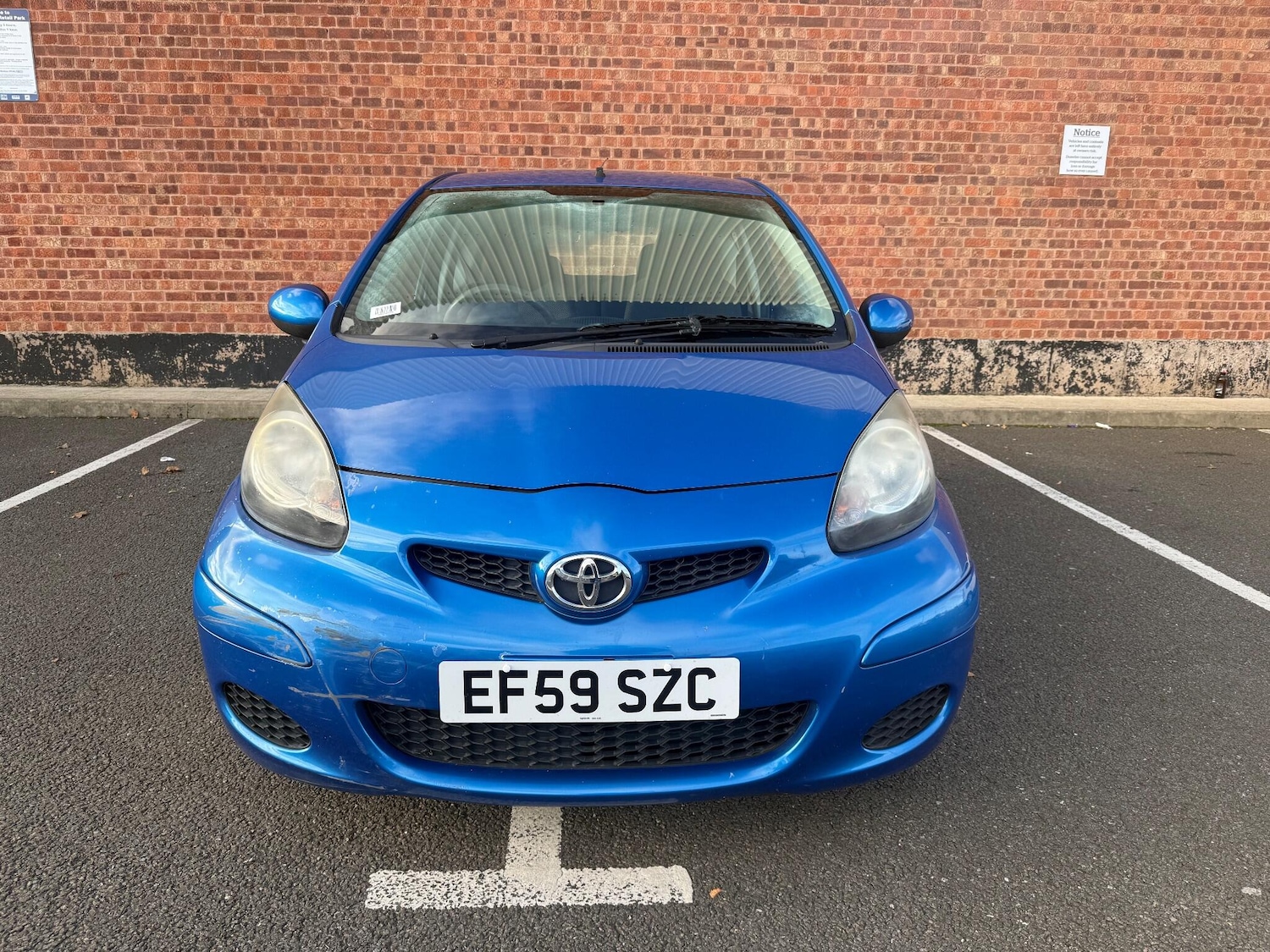 Used Toyota AYGO 2010 for sale - 76645952: Photo 2