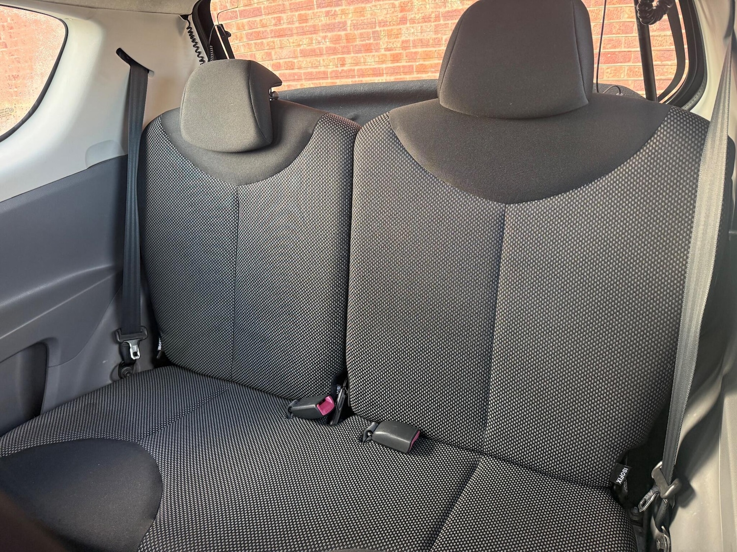 Used Toyota AYGO 2010 for sale - 76645952: Photo 20