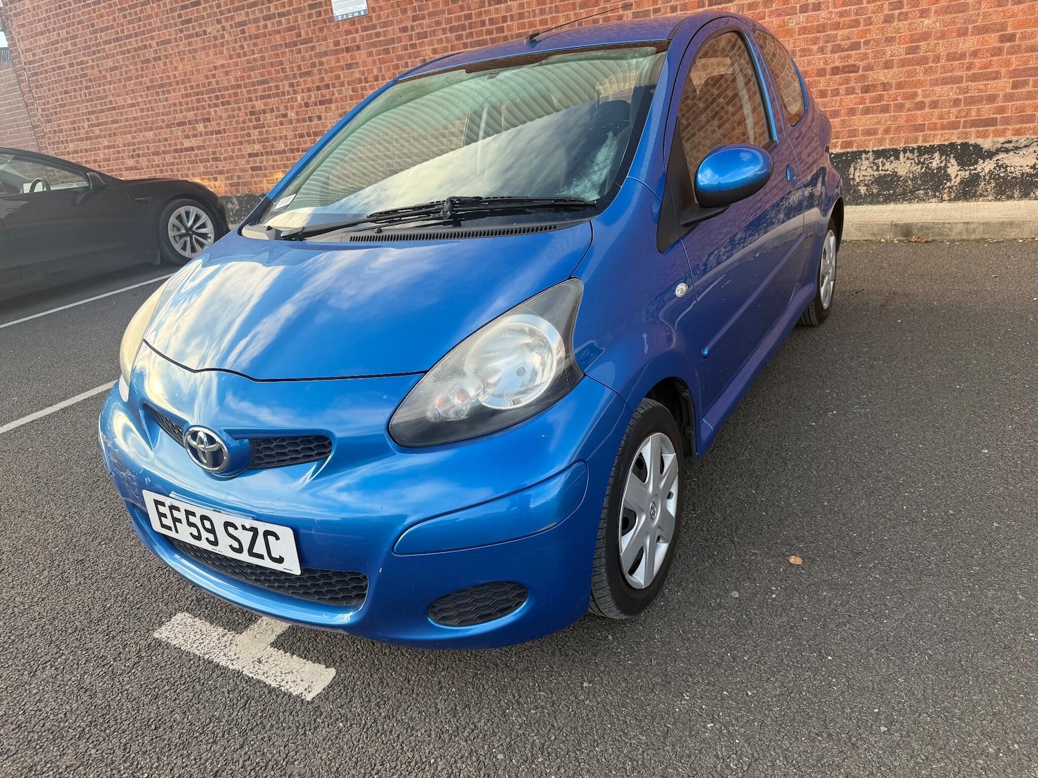 Used Toyota AYGO 2010 for sale - 76645952: Photo 3