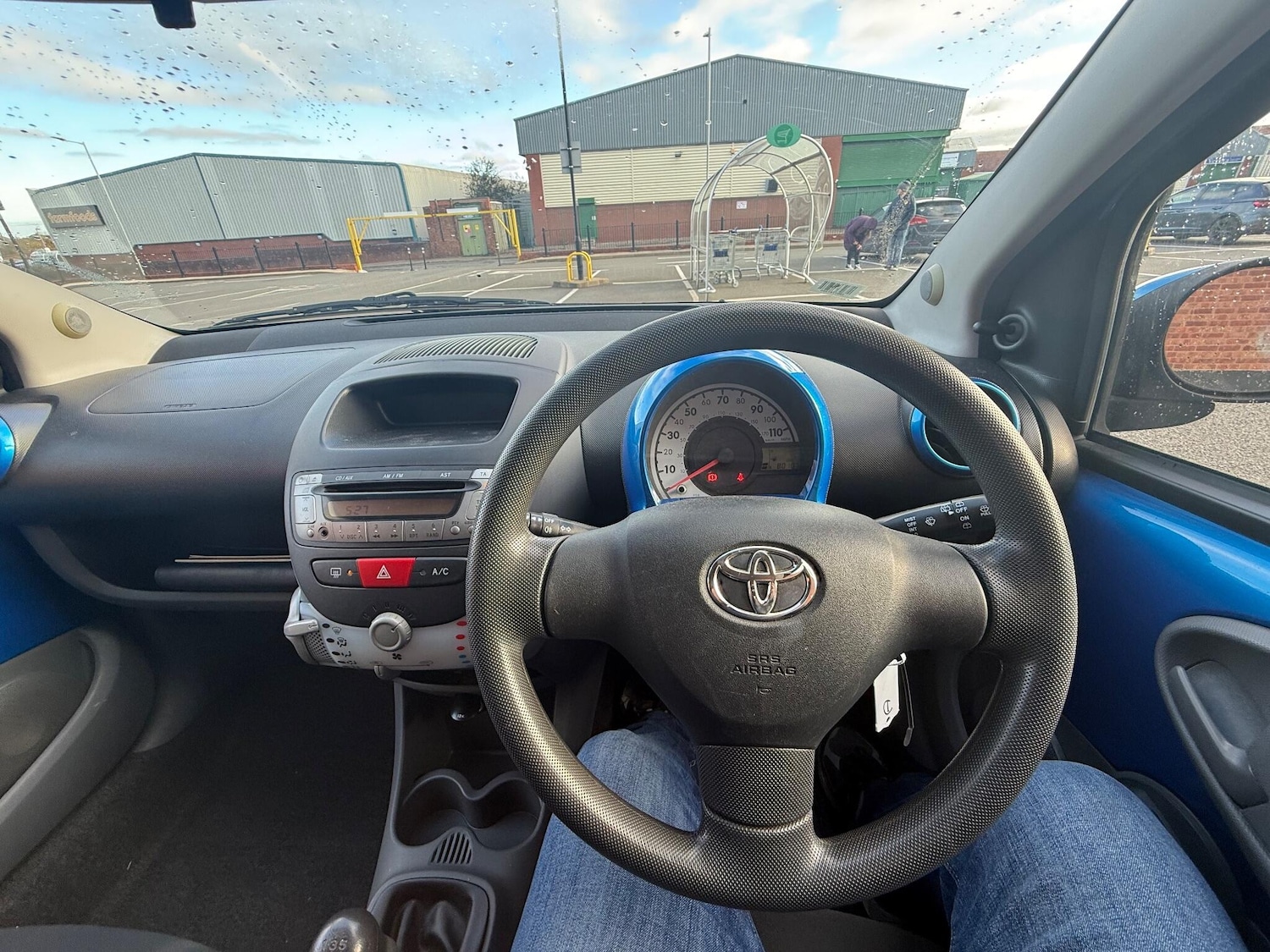 Used Toyota AYGO 2010 for sale - 76645952: Photo 33