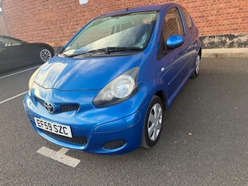 Used Toyota AYGO 2010 for sale - 76645952: Photo
