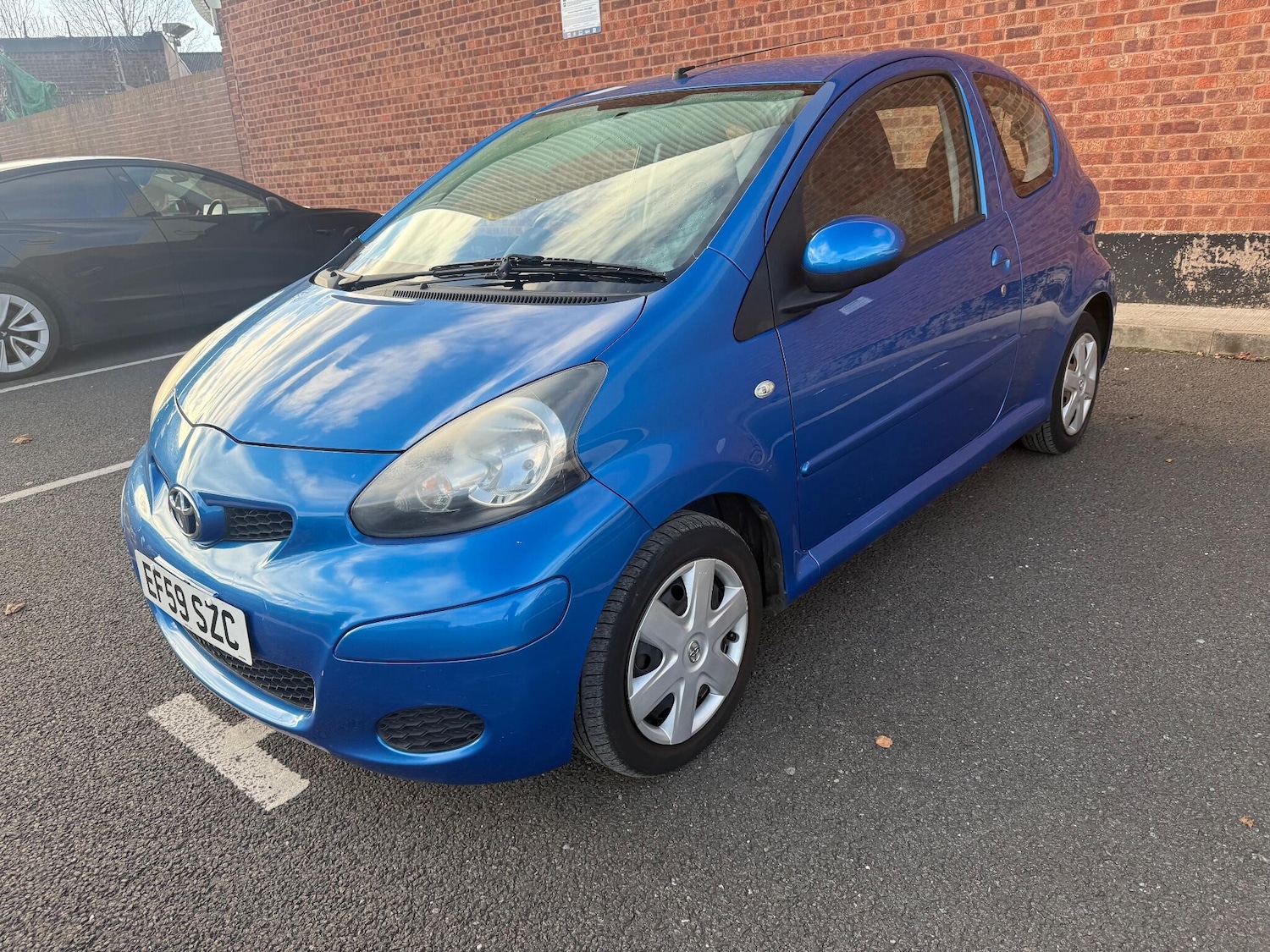 Used Toyota AYGO 2010 for sale - 76645952: Photo 6