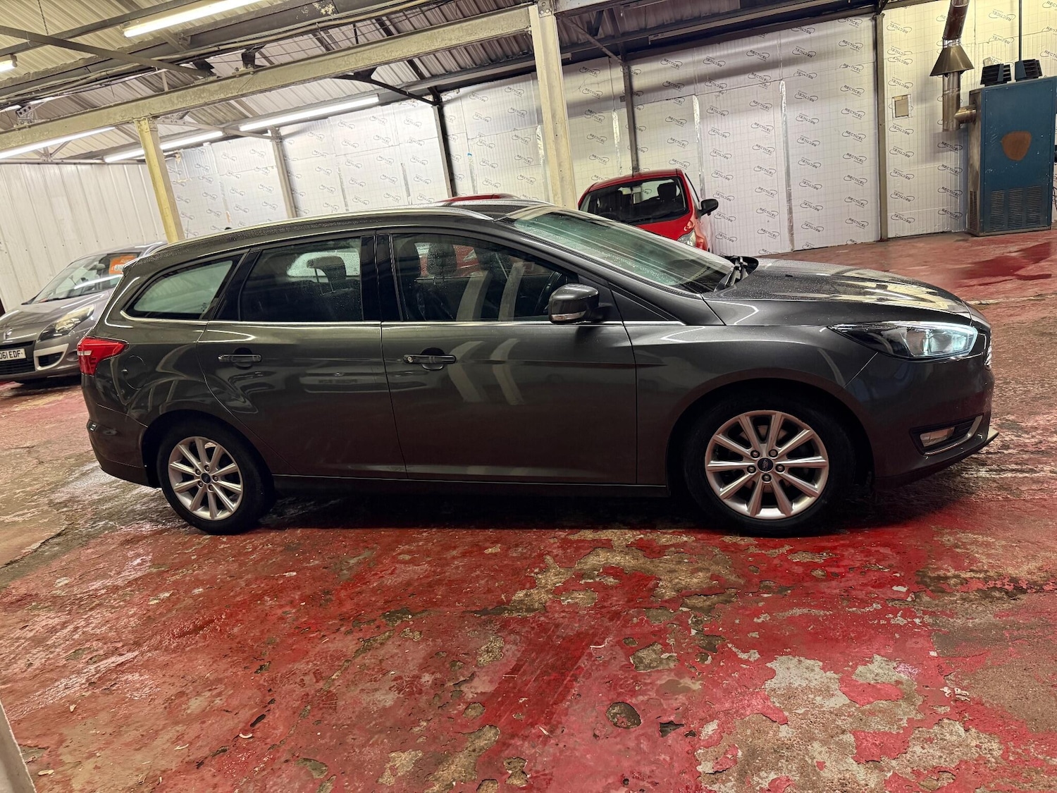 Used Ford Focus for sale - 76549327: Photo 13