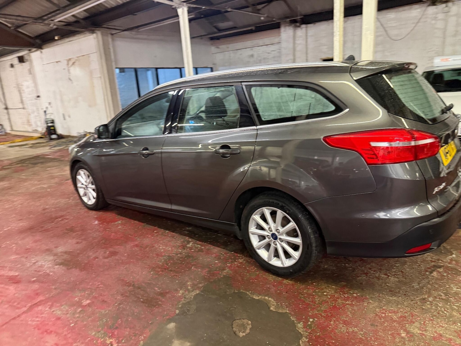 Used Ford Focus for sale - 76549327: Photo 4