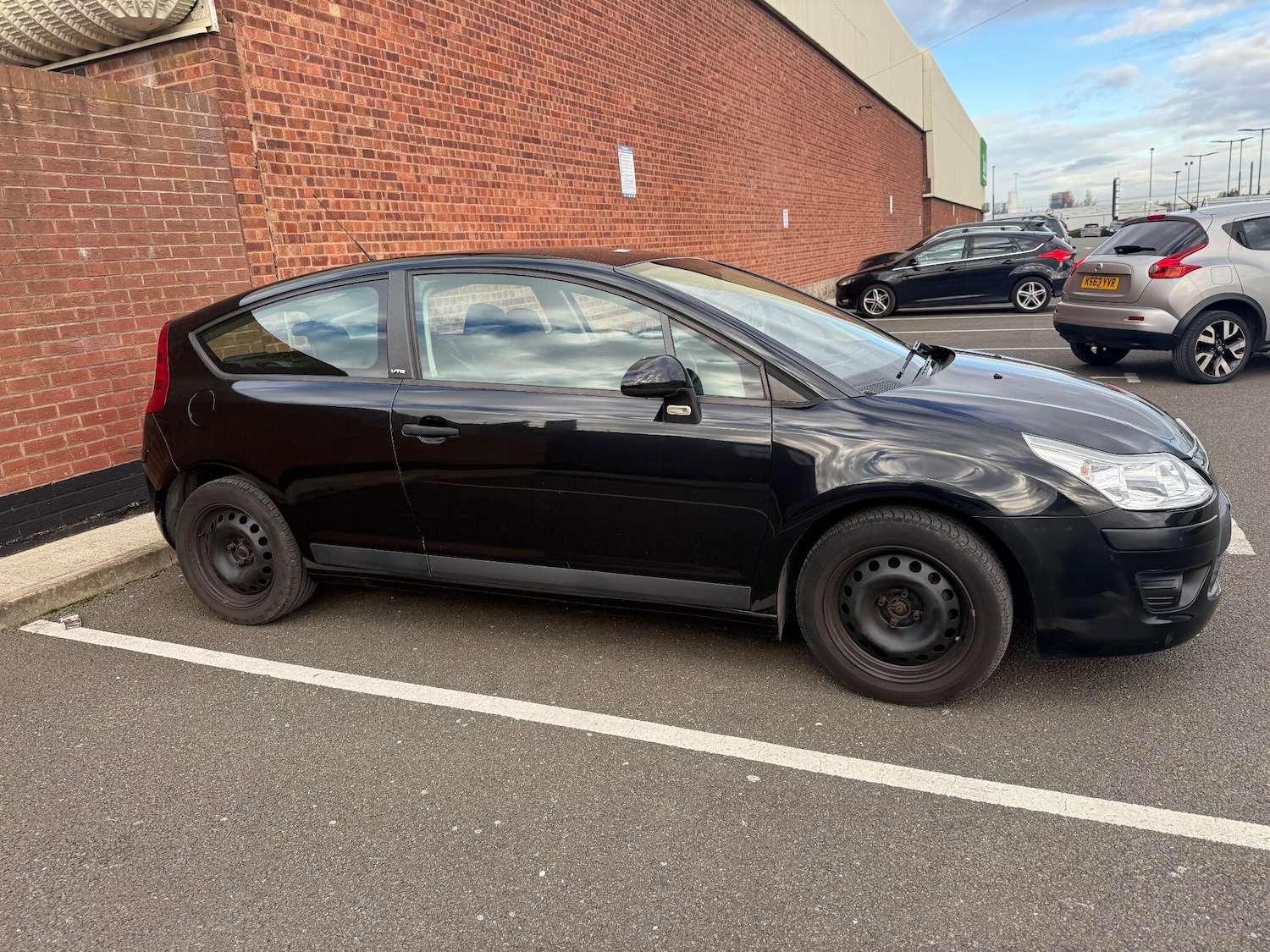 Used Citroen C4 2009 for sale - 76633101: Photo 10
