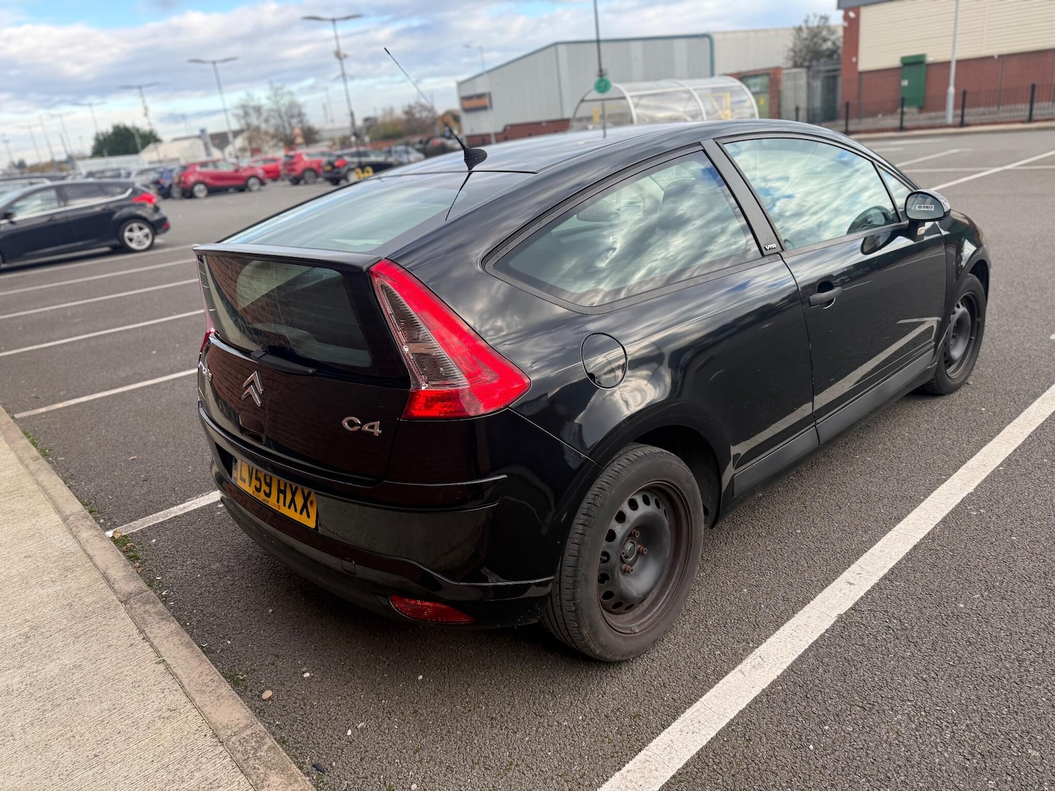 Used Citroen C4 2009 for sale - 76633101: Photo 12