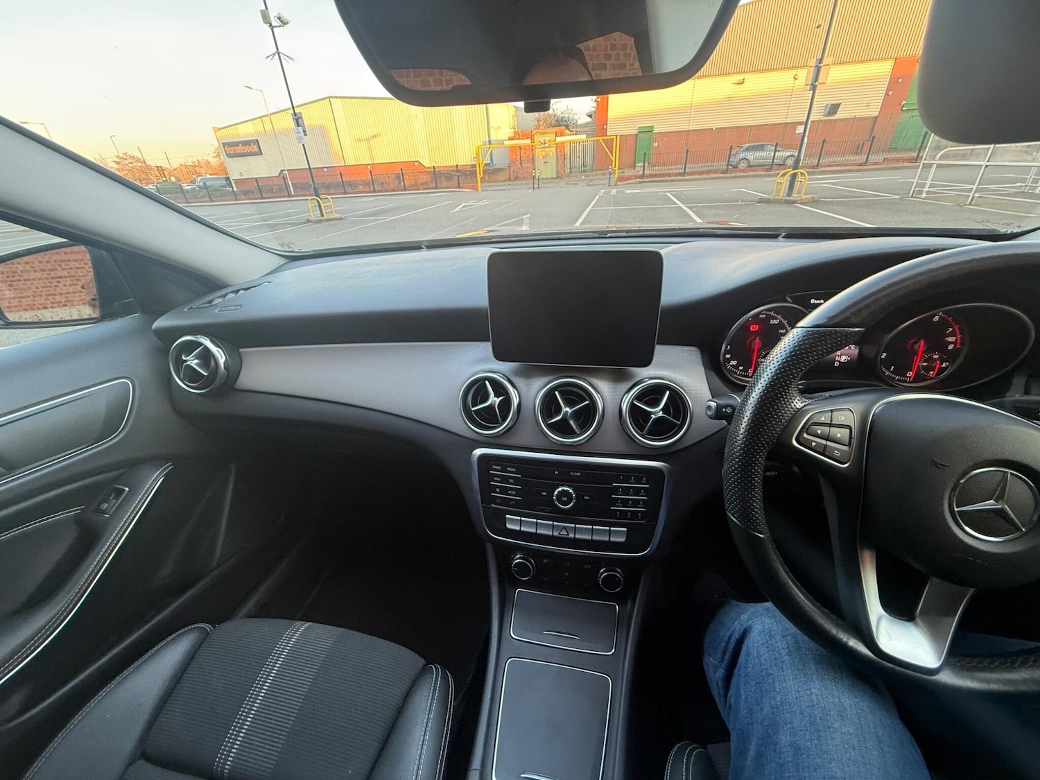 Used Mercedes-Benz GLA 2019 for sale - 77657457: Photo 29