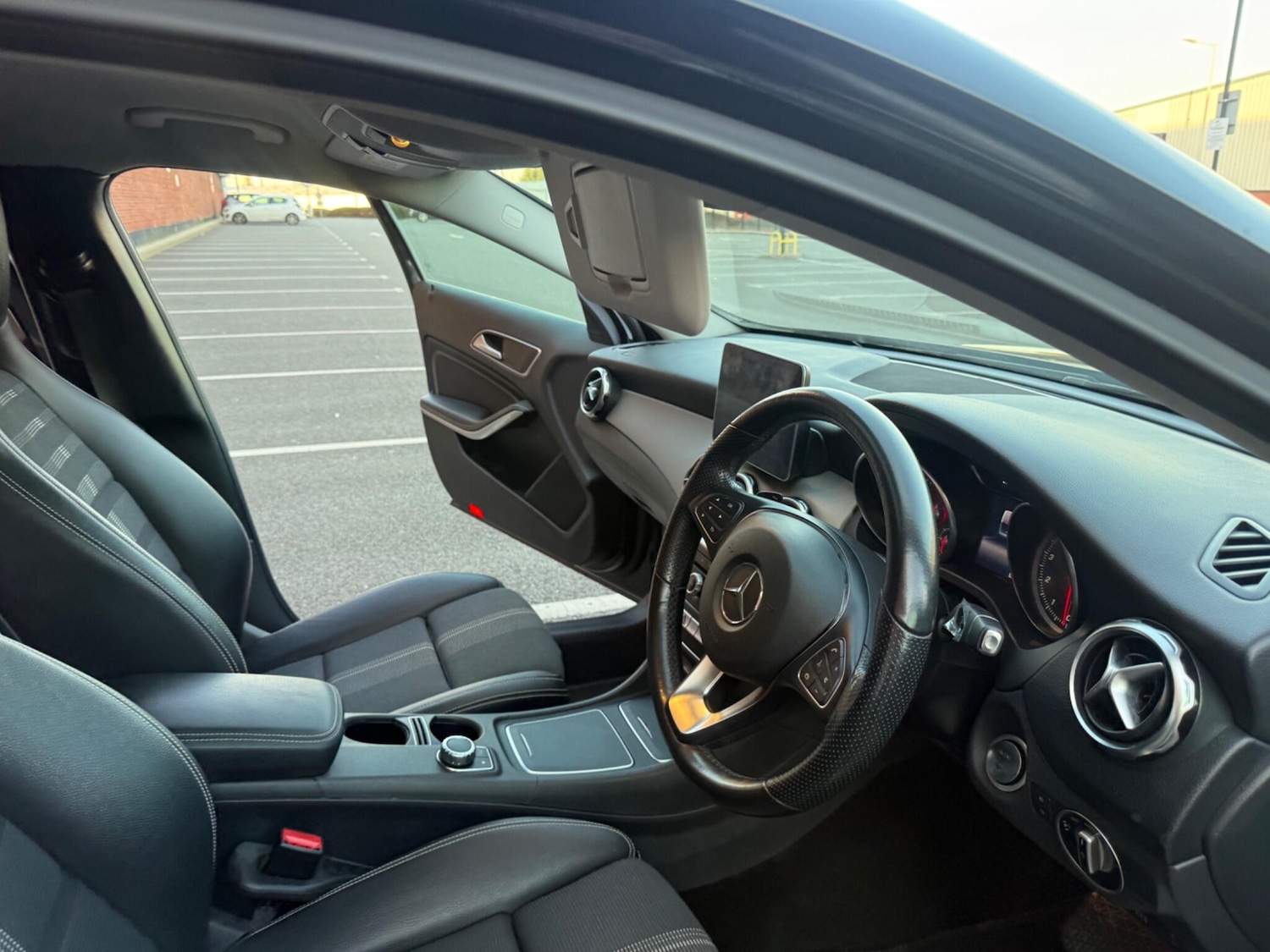 Used Mercedes-Benz GLA 2019 for sale - 77657457: Photo 31