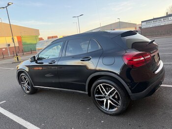 Used Mercedes-Benz GLA 2019 for sale - 77657457: Photo