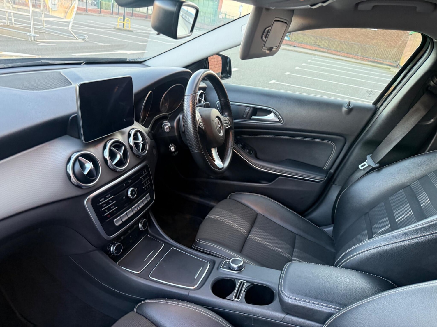 Used Mercedes-Benz GLA 2019 for sale - 77657457: Photo 56