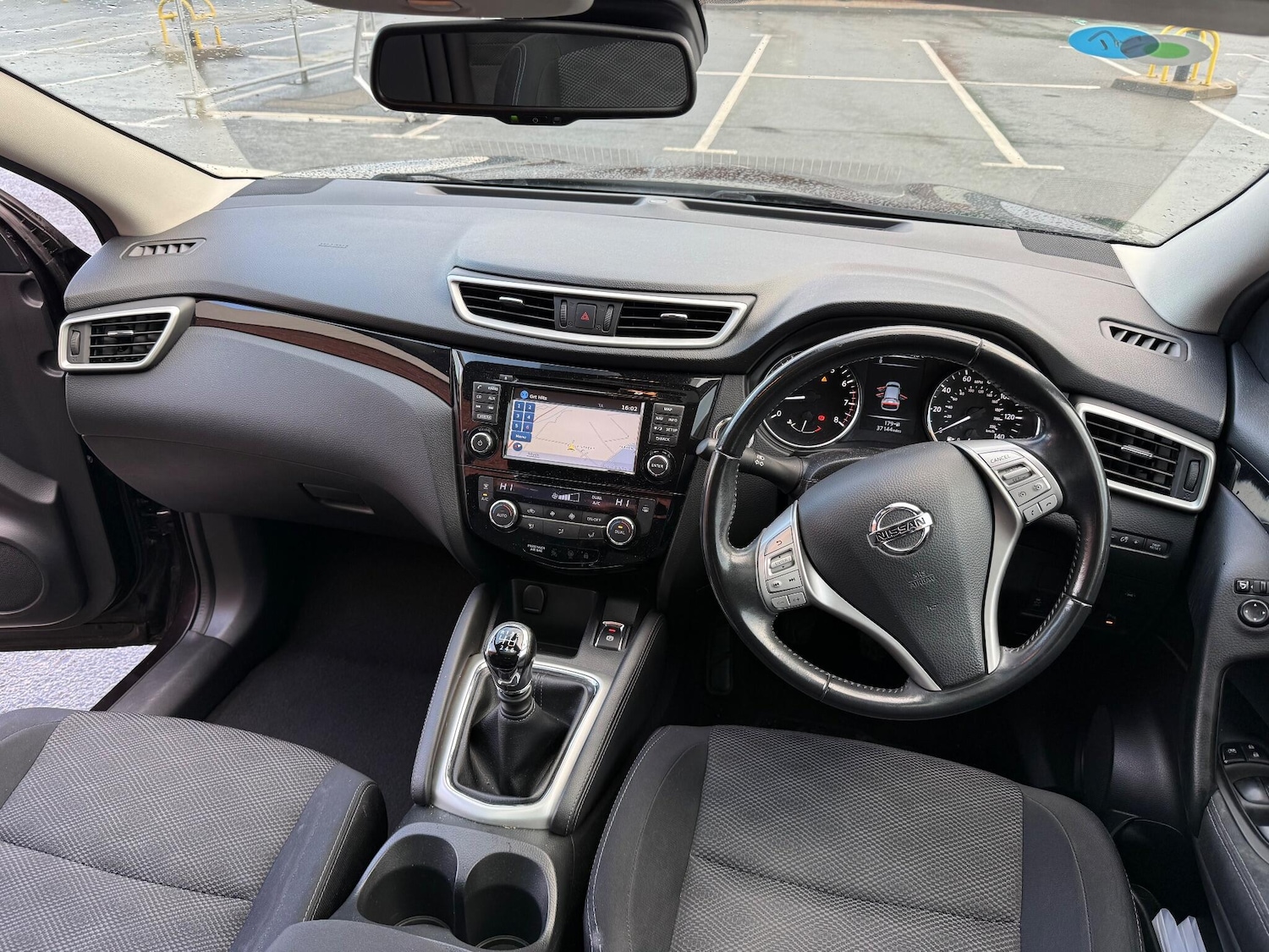 Used Nissan Qashqai 2016 for sale - 76370755: Photo 17