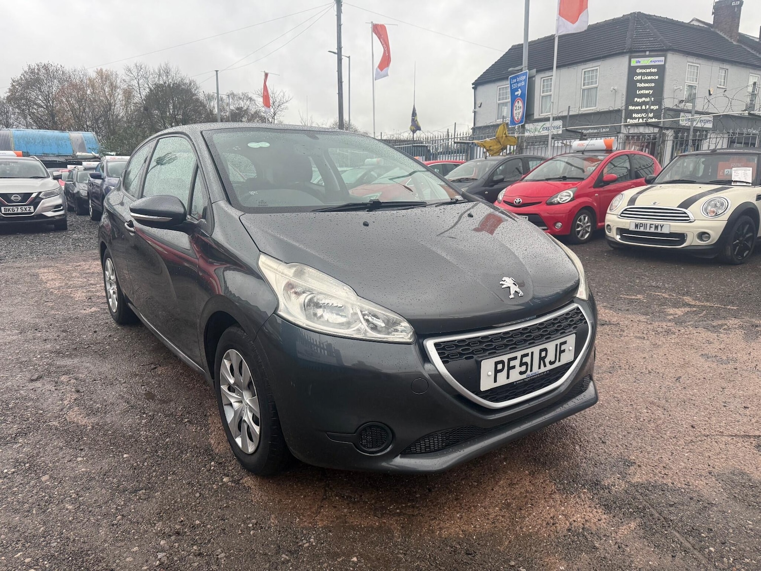 Used Peugeot 208 2012 for sale - 76786914: Photo 1