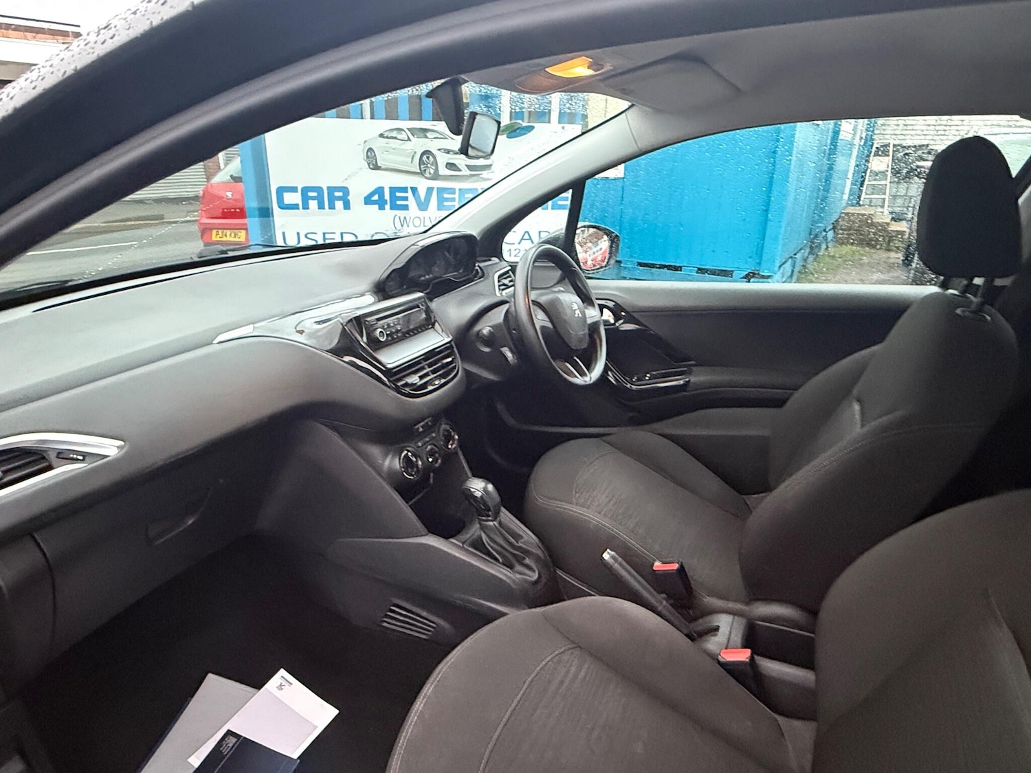 Used Peugeot 208 2012 for sale - 76786914: Photo 28