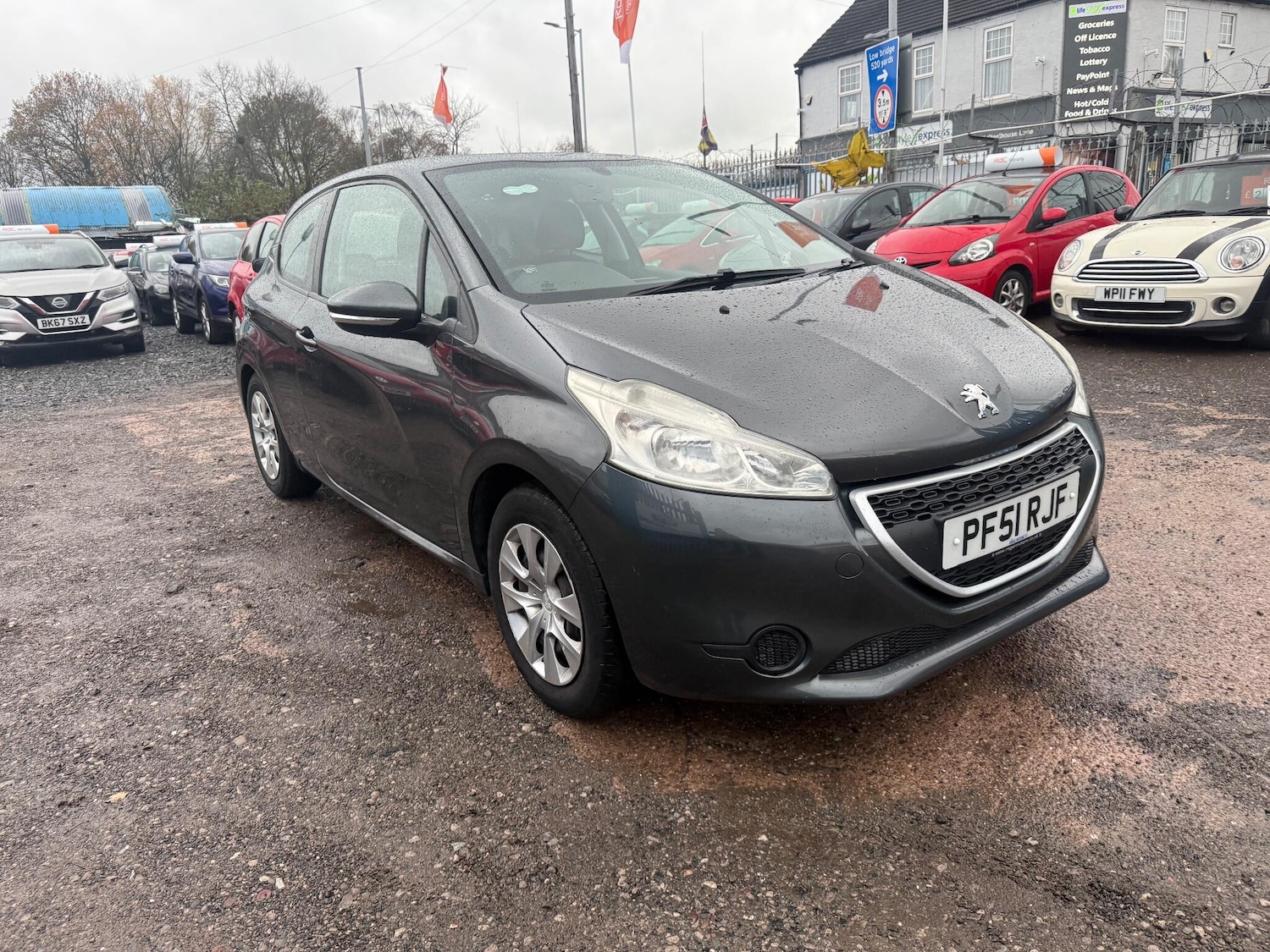 Used Peugeot 208 2012 for sale - 76786914: Photo 5