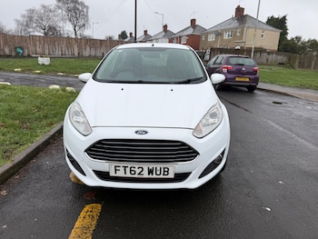 Used Ford Fiesta 2012 for sale - 77695449: Photo