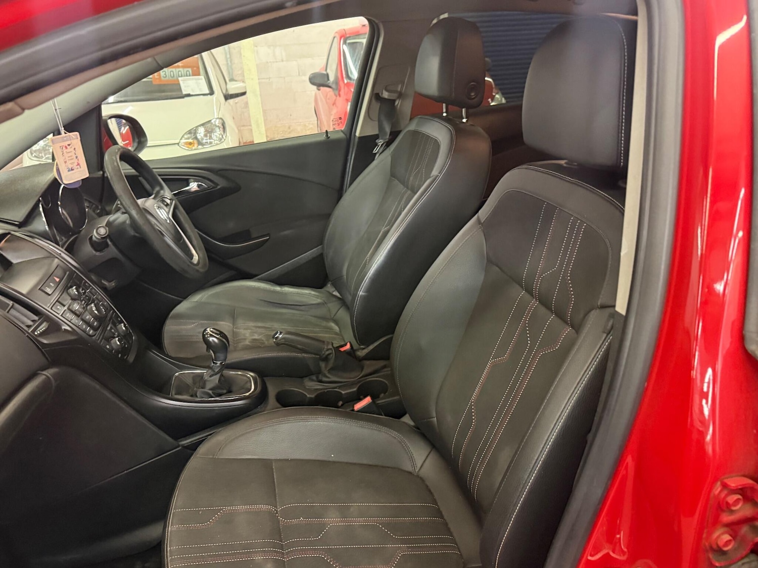 Used Vauxhall Astra 2012 for sale - 77198326: Photo 15