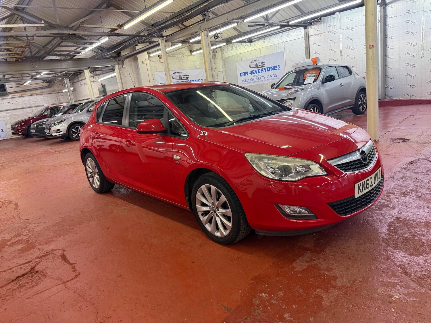 Used Vauxhall Astra 2012 for sale - 77198326: Photo 4