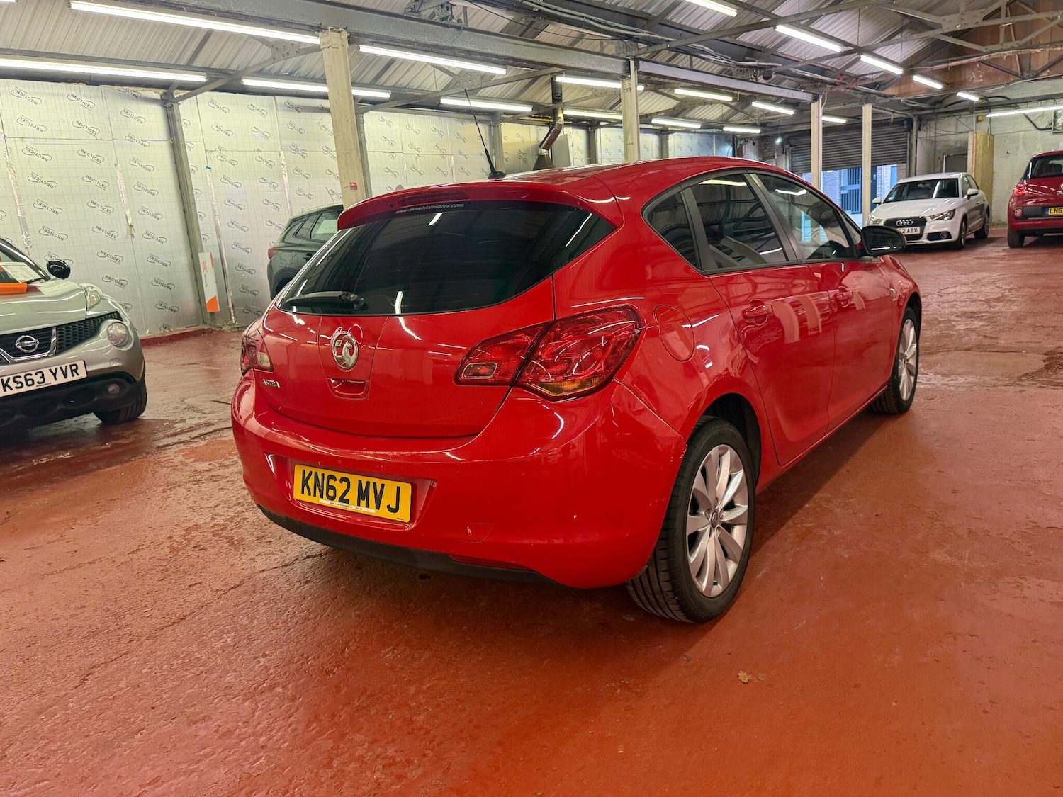 Used Vauxhall Astra 2012 for sale - 77198326: Photo 5