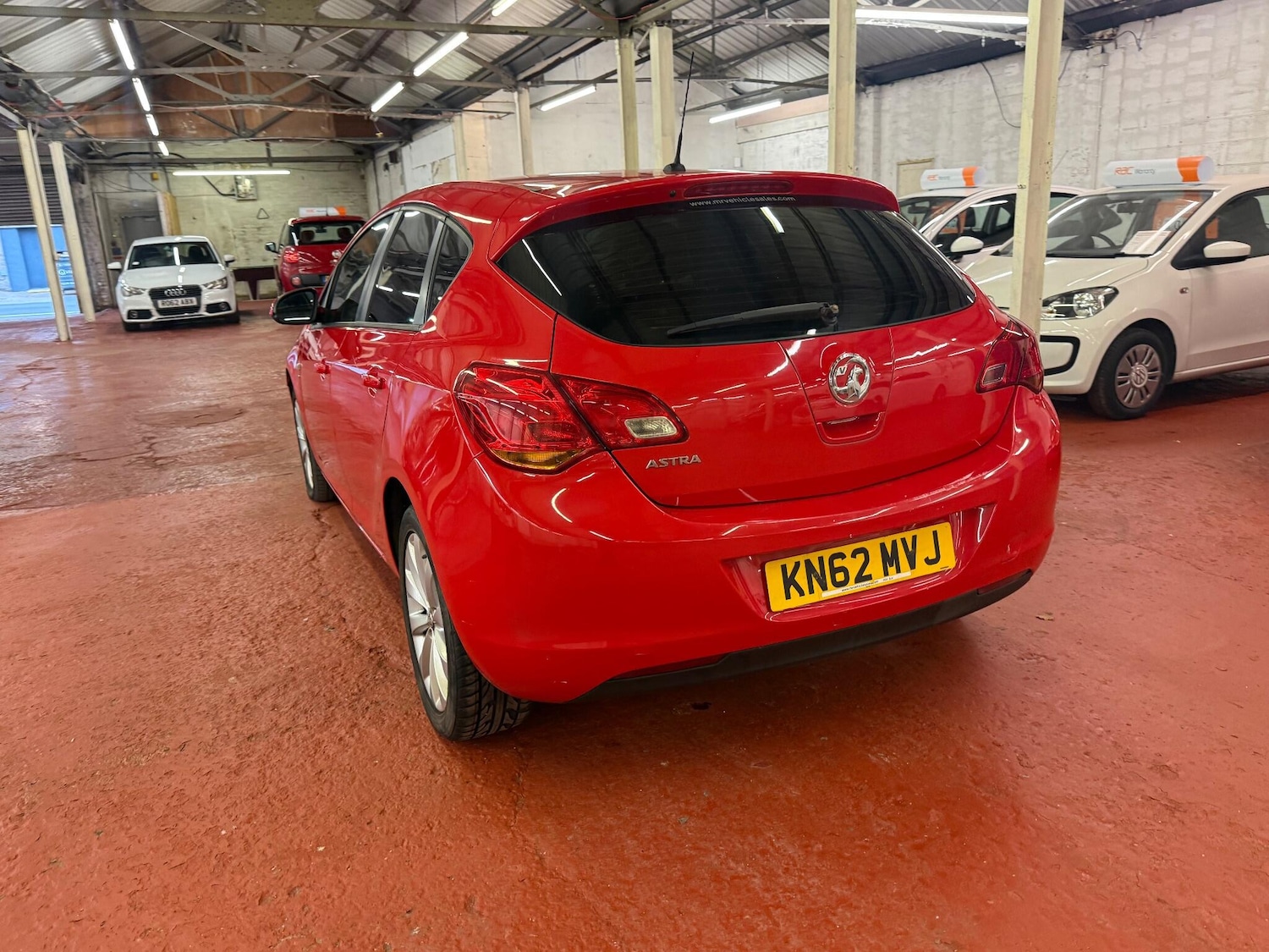 Used Vauxhall Astra 2012 for sale - 77198326: Photo 9