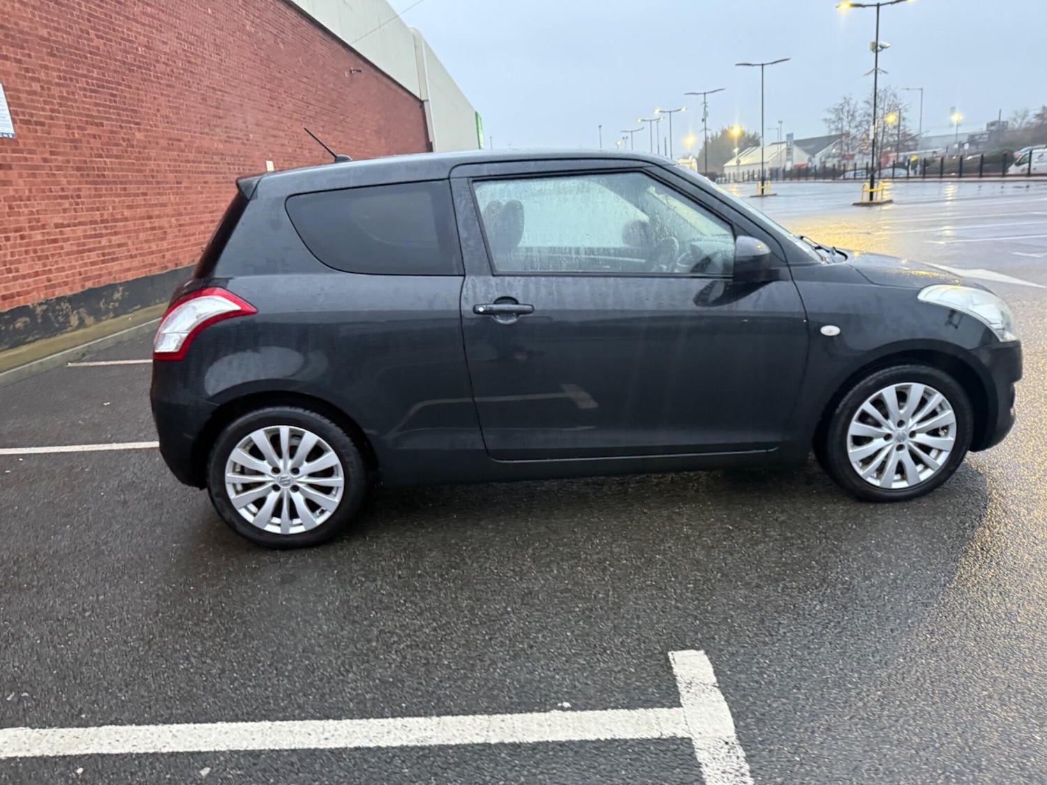 Used Suzuki Swift 2013 for sale - 77454950: Photo 21