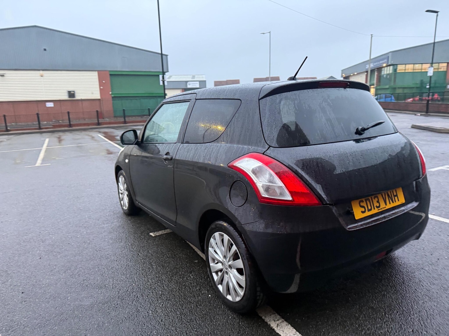 Used Suzuki Swift 2013 for sale - 77454950: Photo 4