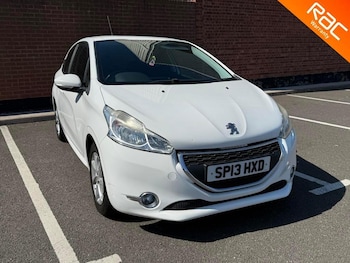 Used Peugeot 208 2013 for sale - 75614282: Photo