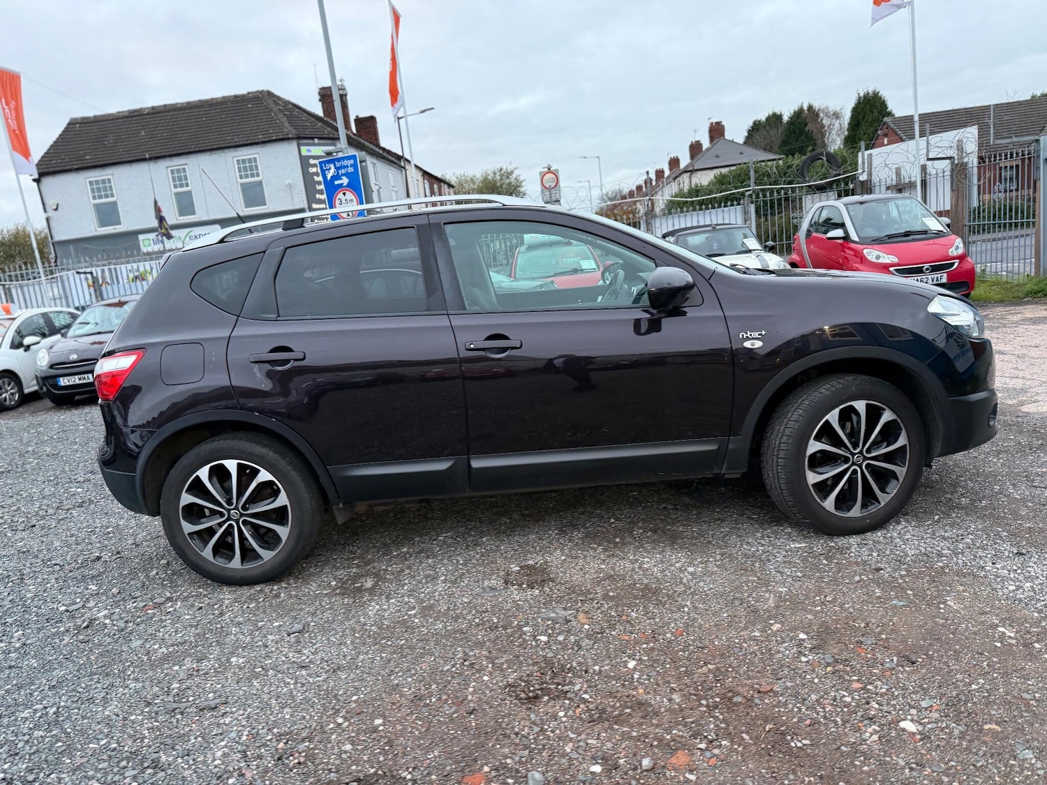 Used Nissan Qashqai 2013 for sale - 76742994: Photo 10