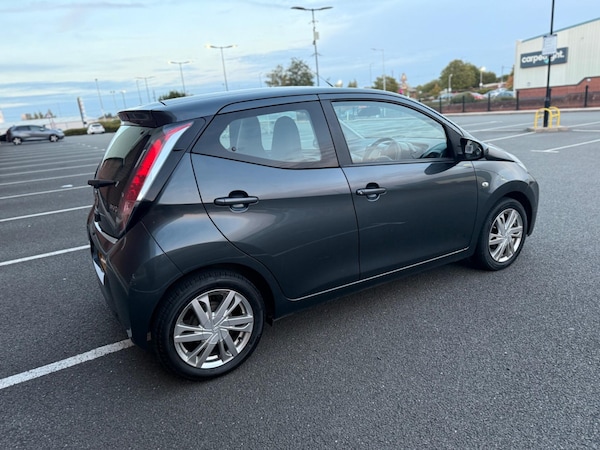 Used Toyota AYGO 2016 for sale - 76240013: Photo 14