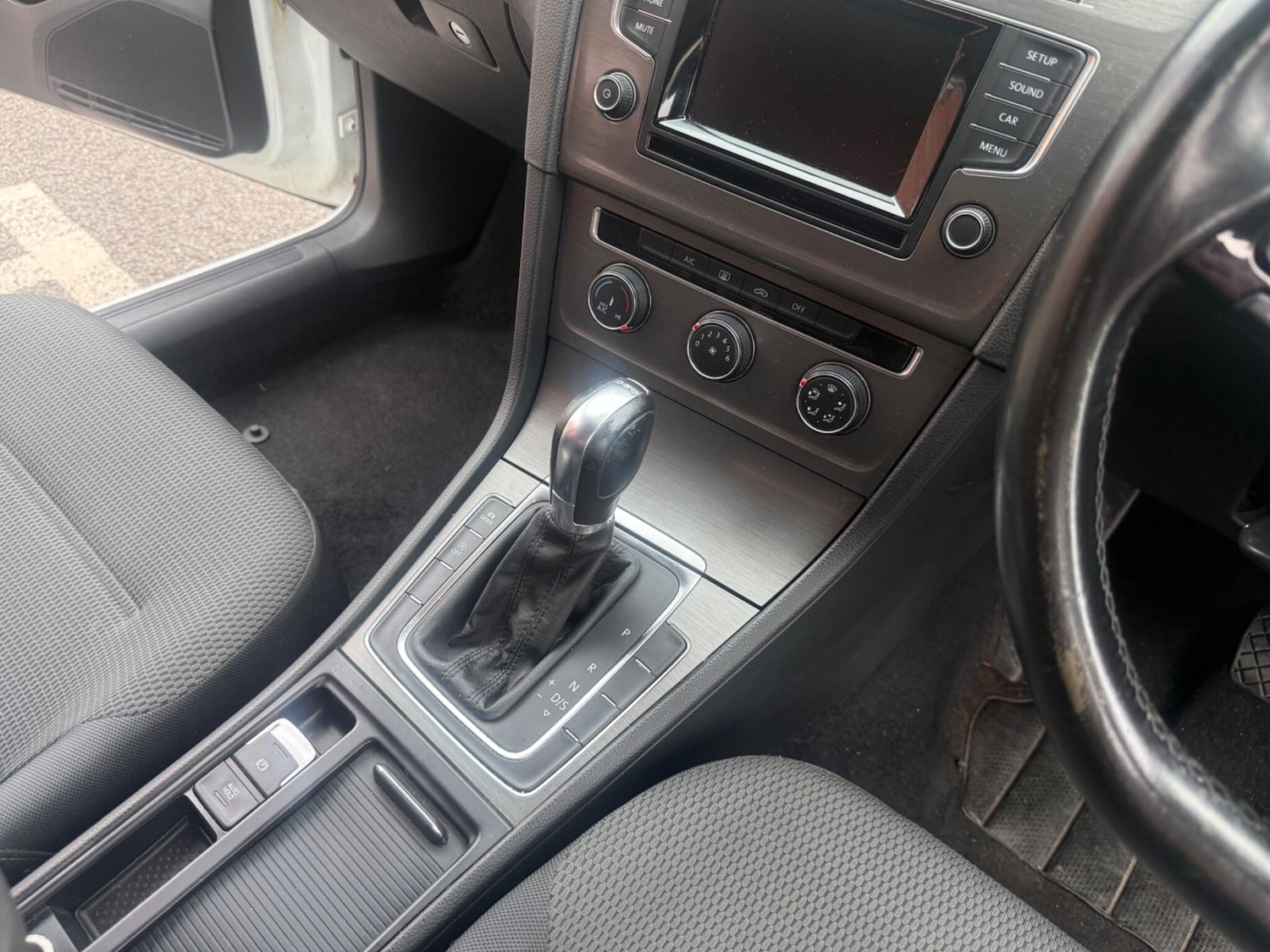 Used Volkswagen Golf 2013 for sale - 78205438: Photo 28