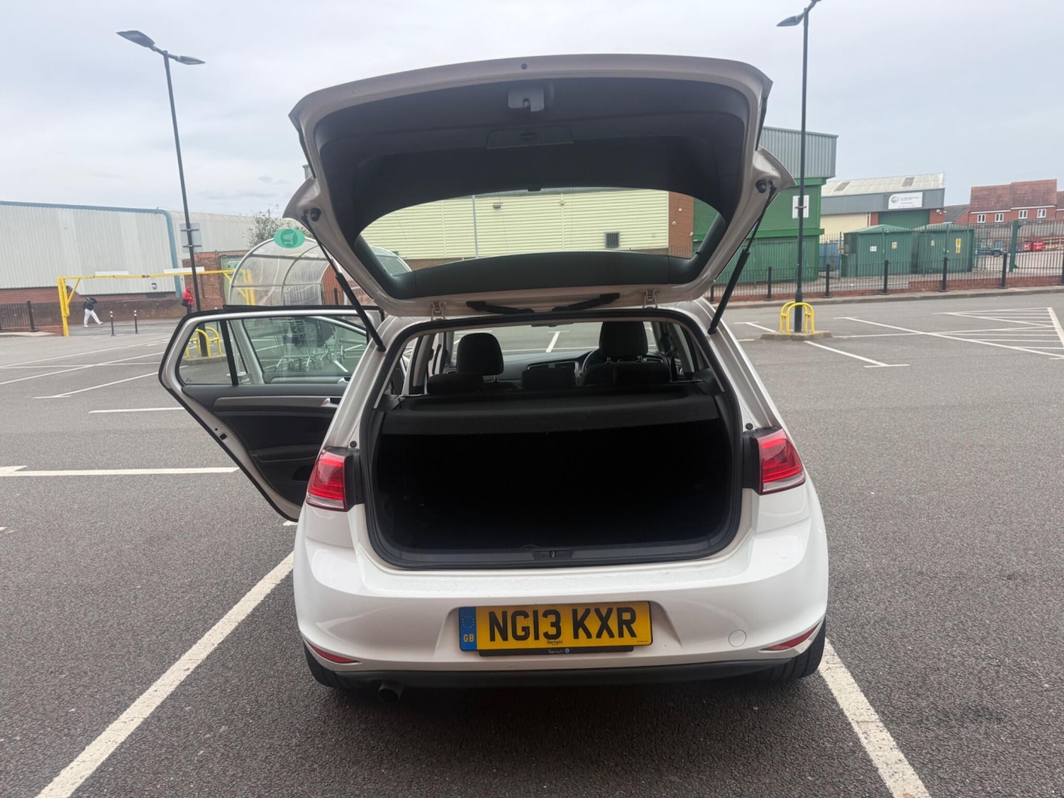 Used Volkswagen Golf 2013 for sale - 78205438: Photo 35