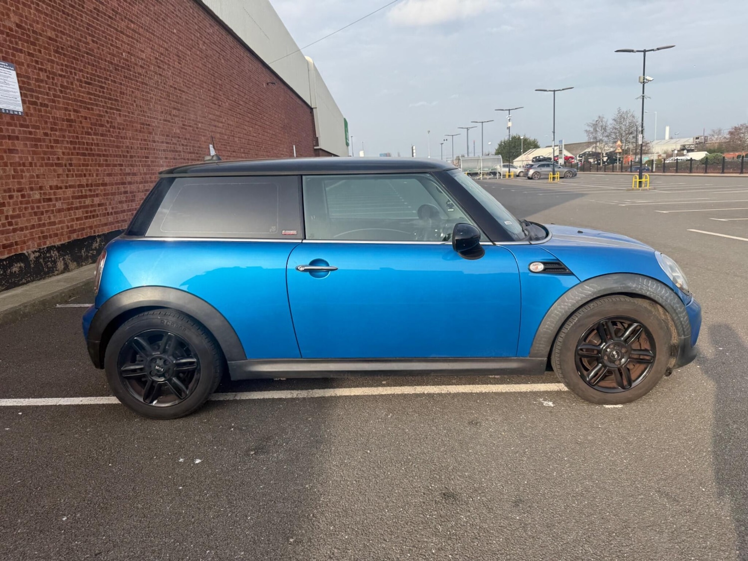Used MINI Hatch 2011 for sale - 77768809: Photo 11