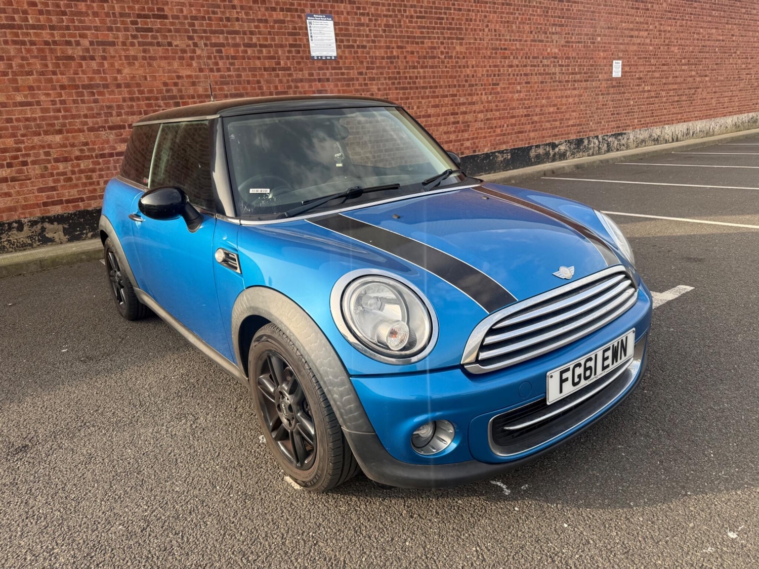 Used MINI Hatch 2011 for sale - 77768809: Photo 5