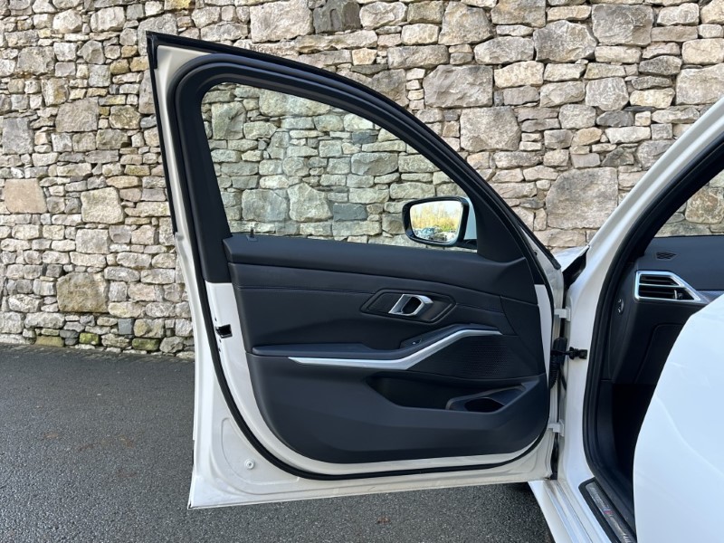 Used BMW 3 Series 2025 for sale - 76982222: Photo 28