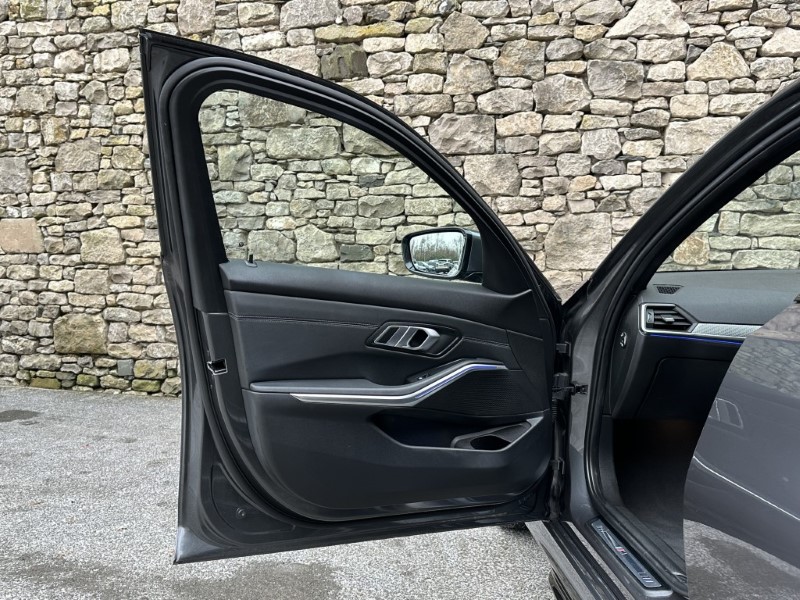 Used BMW 3 Series 2021 for sale - 77124139: Photo 27