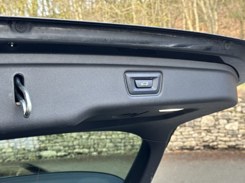 Used BMW 3 Series 2022 for sale - 76980789: Photo 44