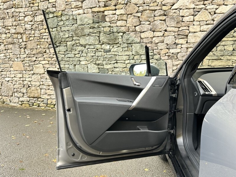 Used BMW iX 2023 for sale - 76981364: Photo 28