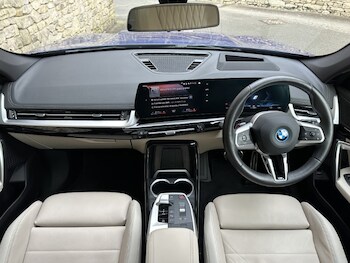 Used BMW iX1 2023 for sale - 77607069: Photo