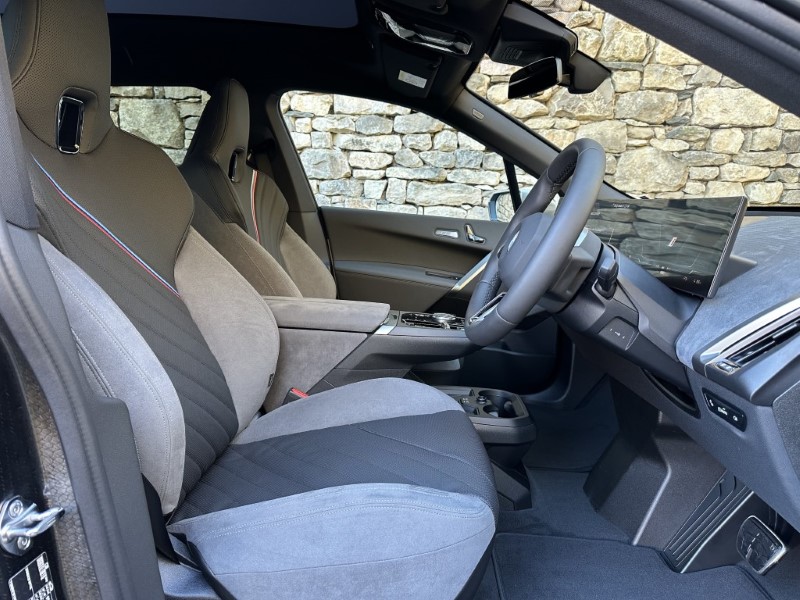 Used BMW iX 2025 for sale - 77975614: Photo 11