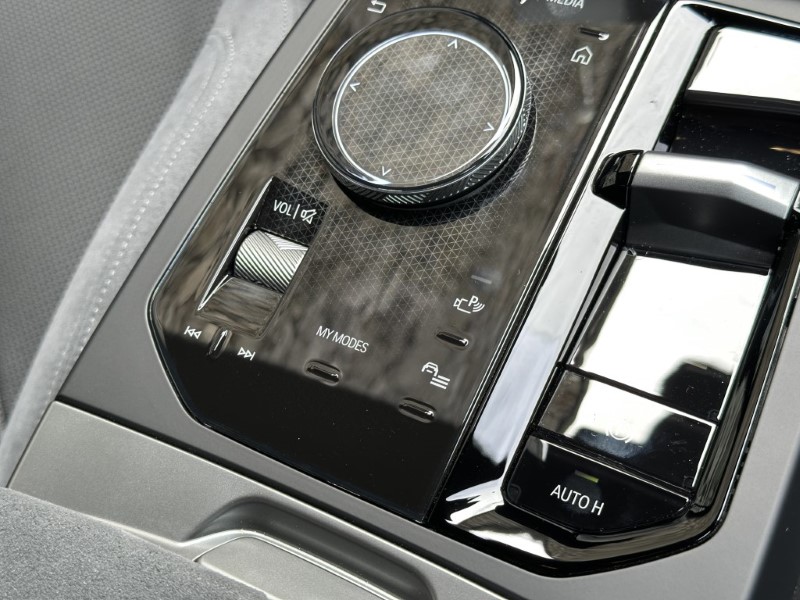 Used BMW iX 2025 for sale - 77135810: Photo 22