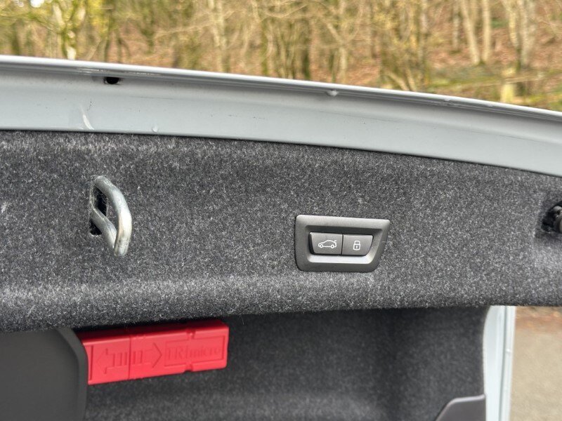 Used BMW 3 Series 2023 for sale - 76982377: Photo 48