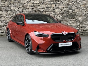 2025 (75) - M5 4dr DCT