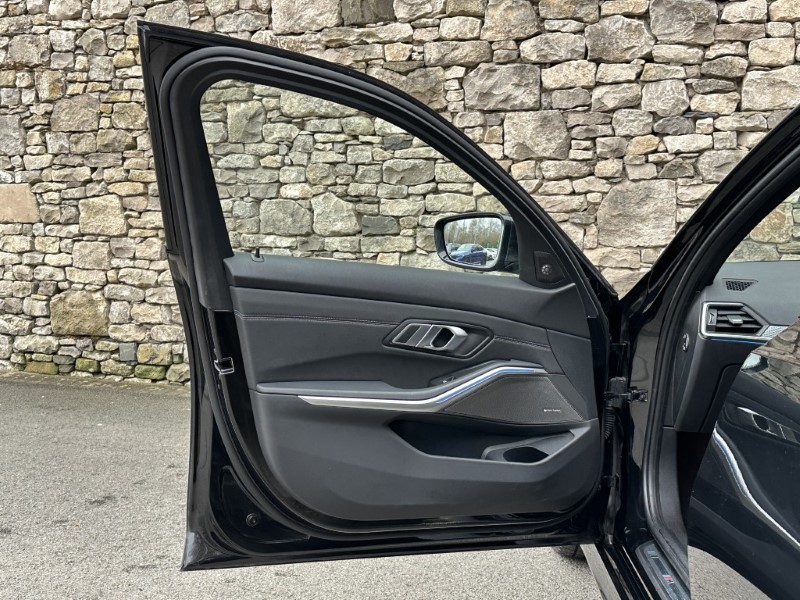 Used BMW 3 Series 2020 for sale - 77363420: Photo 34