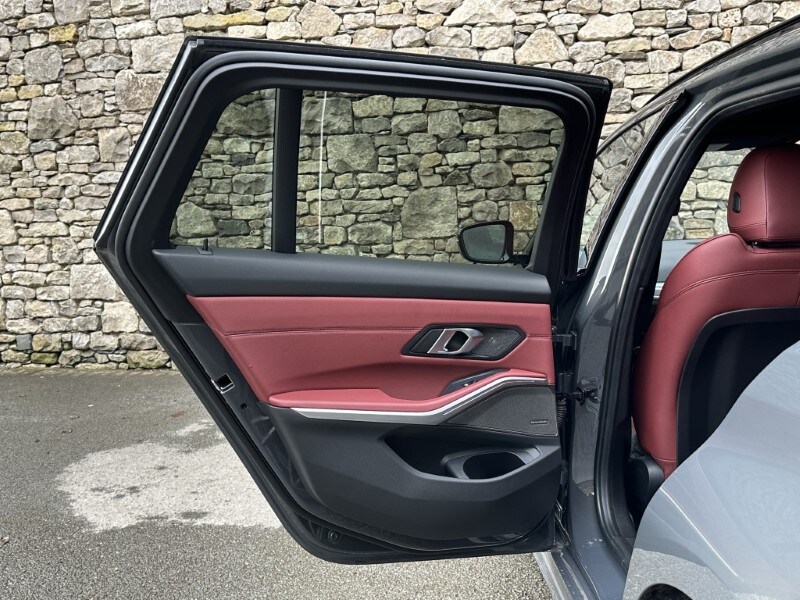 Used BMW 3 Series 2023 for sale - 77903449: Photo 42