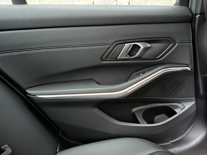 Used BMW 3 Series 2024 for sale - 77758756: Photo 38