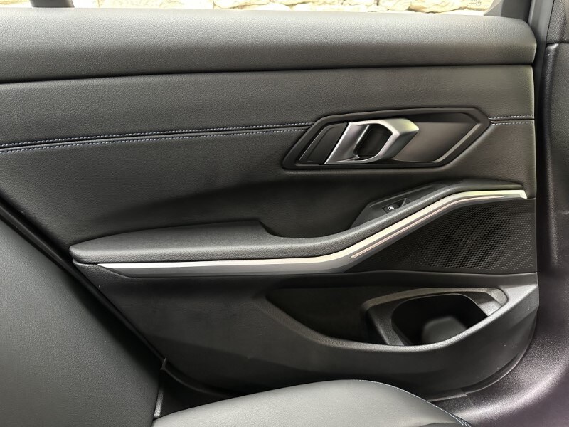Used BMW 3 Series 2024 for sale - 76980974: Photo 45